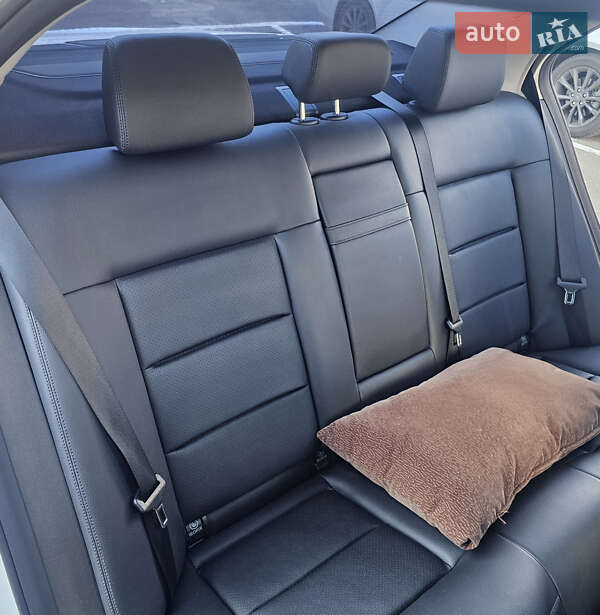 Седан Mercedes-Benz E-Class 2012 в Одесі фото 21 Седан Mercedes-Benz E-Class 2012 в Одесі