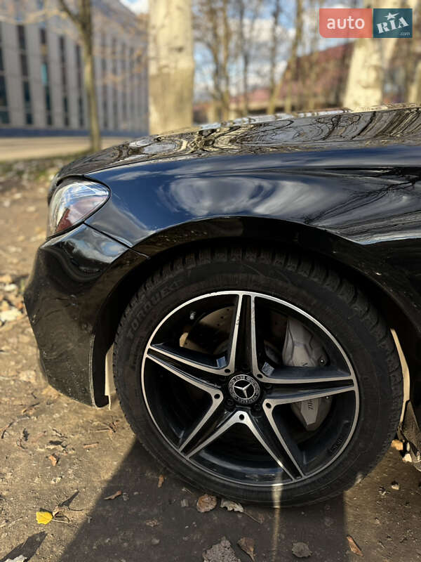 Седан Mercedes-Benz E-Class 2018 в Кривому Розі фото 2 Седан Mercedes-Benz E-Class 2018 в Кривому Розі