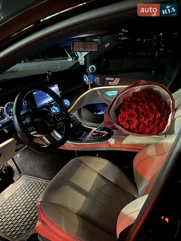 Седан Mercedes-Benz E-Class 2018 в Кривому Розі фото 41 Седан Mercedes-Benz E-Class 2018 в Кривому Розі