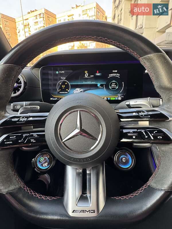 Купе Mercedes-Benz E-Class 2020 в Киеве фото 23 Купе Mercedes-Benz E-Class 2020 в Киеве