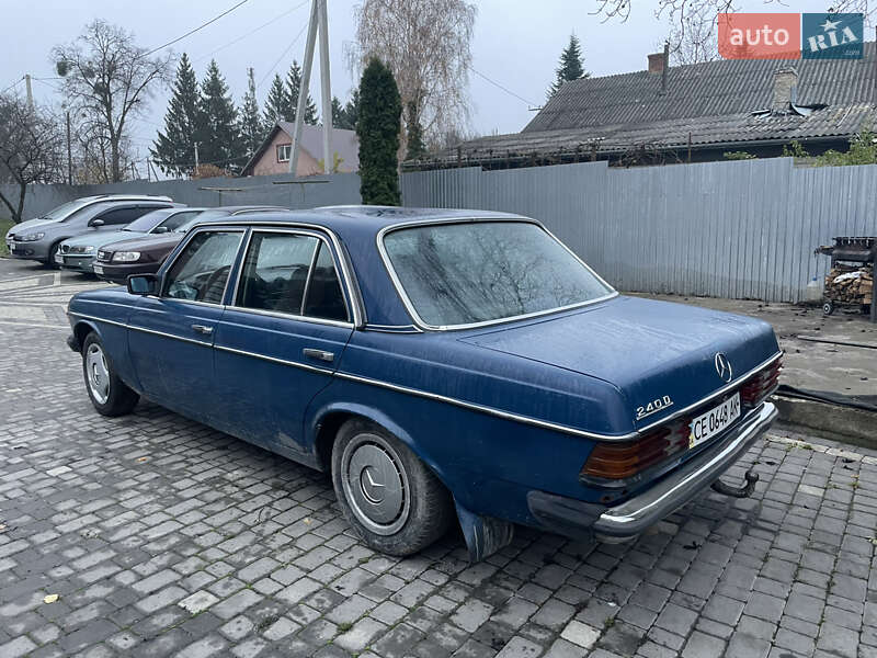 Седан Mercedes-Benz E-Class 1983 в Чернівцях