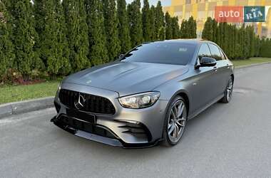 Седан Mercedes-Benz E-Class 2022 в Днепре