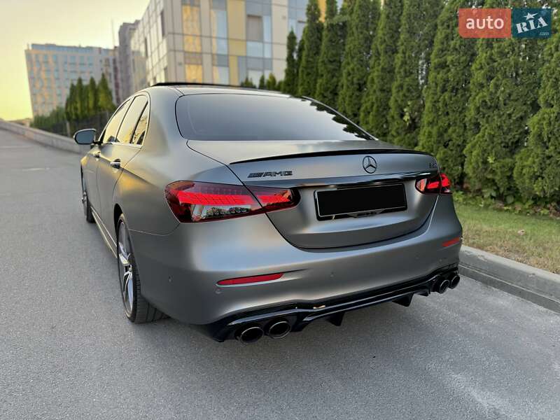 Седан Mercedes-Benz E-Class 2022 в Дніпрі