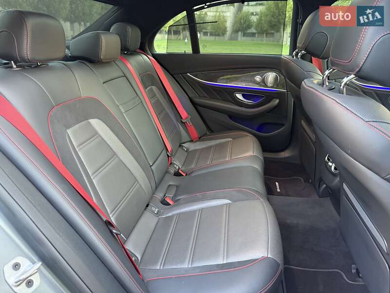 Седан Mercedes-Benz E-Class 2022 в Дніпрі