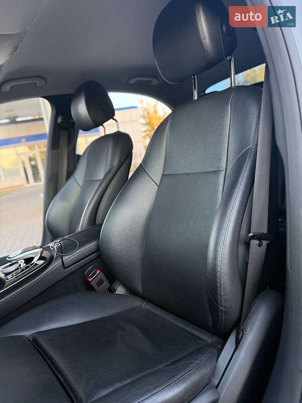 Седан Mercedes-Benz E-Class 2017 в Самборе фото 40 Седан Mercedes-Benz E-Class 2017 в Самборе