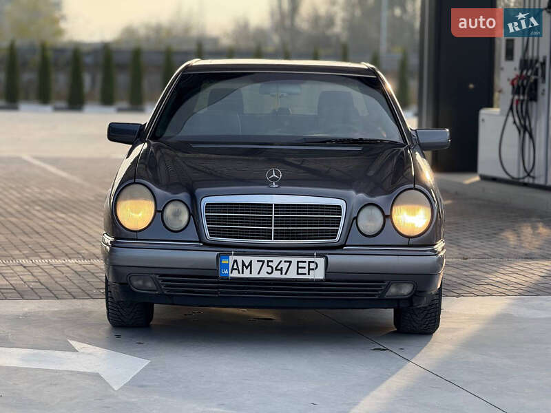Седан Mercedes-Benz E-Class 1995 в Киеве фото 4 Седан Mercedes-Benz E-Class 1995 в Киеве