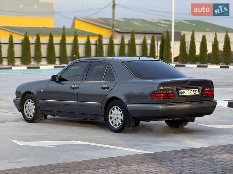Седан Mercedes-Benz E-Class 1995 в Киеве фото 7 Седан Mercedes-Benz E-Class 1995 в Киеве