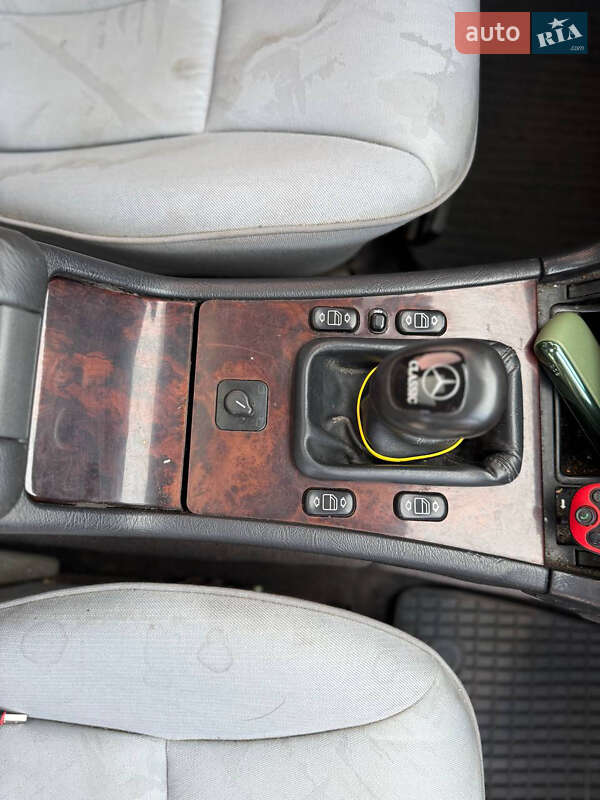 Седан Mercedes-Benz E-Class 1995 в Киеве фото 16 Седан Mercedes-Benz E-Class 1995 в Киеве