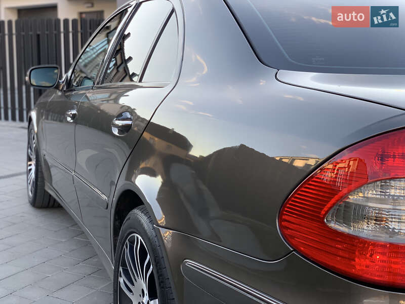 Седан Mercedes-Benz E-Class 2007 в Івано-Франківську фото 38 Седан Mercedes-Benz E-Class 2007 в Івано-Франківську
