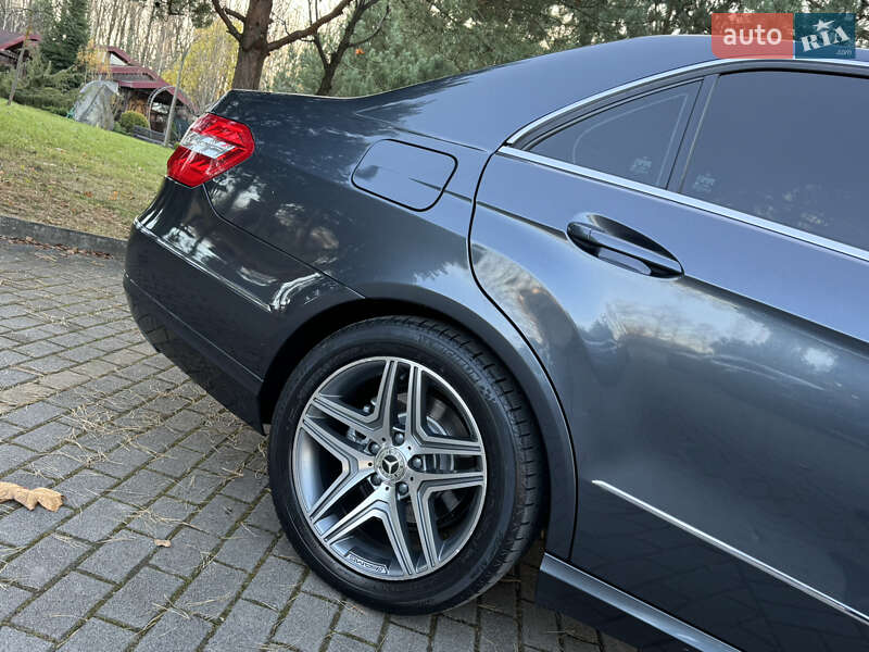 Седан Mercedes-Benz E-Class 2012 в Дрогобыче