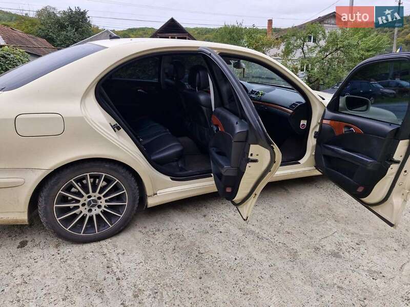 Седан Mercedes-Benz E-Class 2007 в Поляні фото 5 Седан Mercedes-Benz E-Class 2007 в Поляні