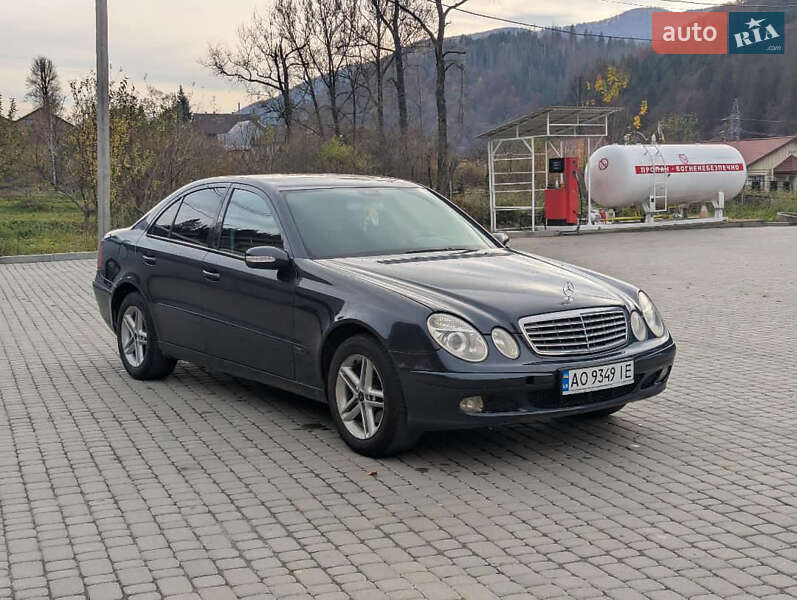 Mercedes-Benz E-Class 2003 Mercedes-Benz E-Class 2003