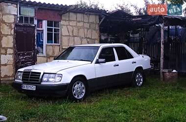 Седан Mercedes-Benz E-Class 1987 в Хмельницком