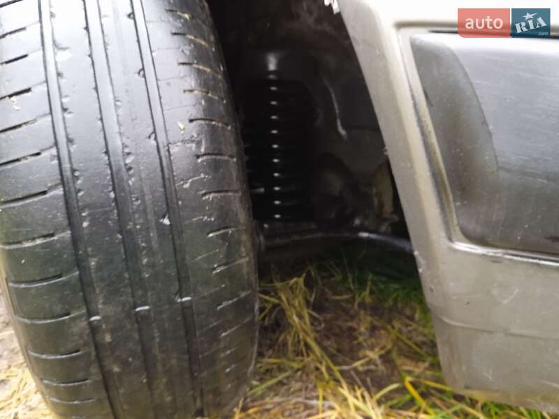 Седан Mercedes-Benz E-Class 1987 в Хмельницком