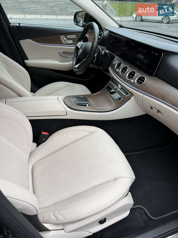 Седан Mercedes-Benz E-Class 2023 в Дніпрі