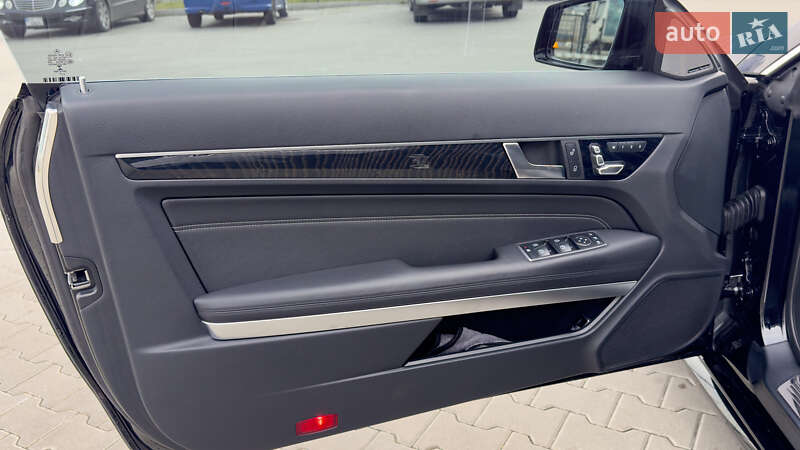 Купе Mercedes-Benz E-Class 2015 в Києві фото 23 Купе Mercedes-Benz E-Class 2015 в Києві