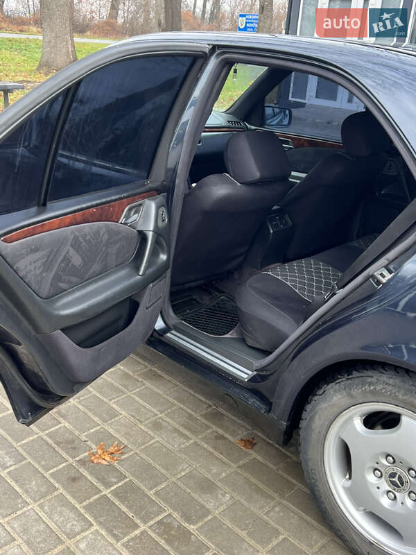 Седан Mercedes-Benz E-Class 1998 в Львове