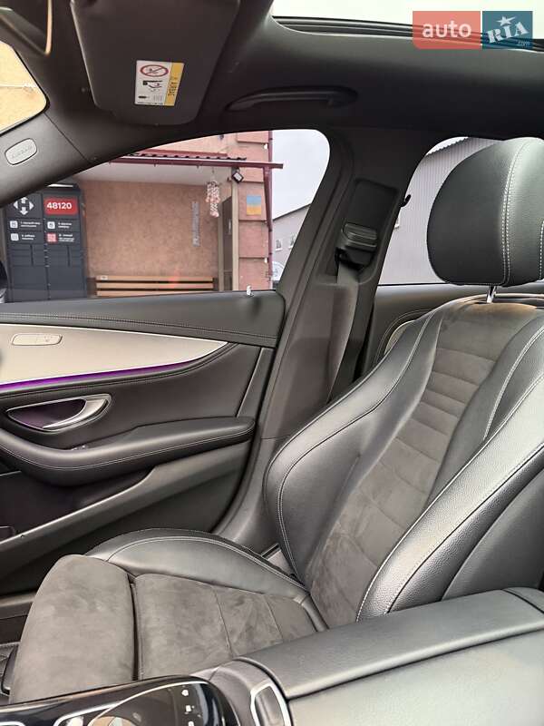 Седан Mercedes-Benz E-Class 2017 в Киеве