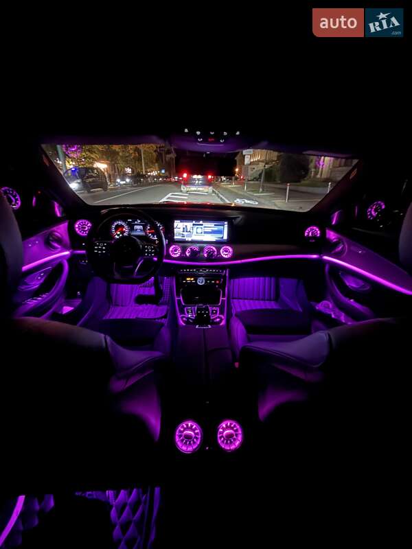 Седан Mercedes-Benz E-Class 2017 в Киеве