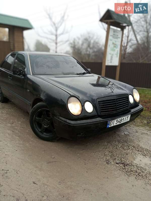 Седан Mercedes-Benz E-Class 1998 в Борщеві фото Седан Mercedes-Benz E-Class 1998 в Борщеві