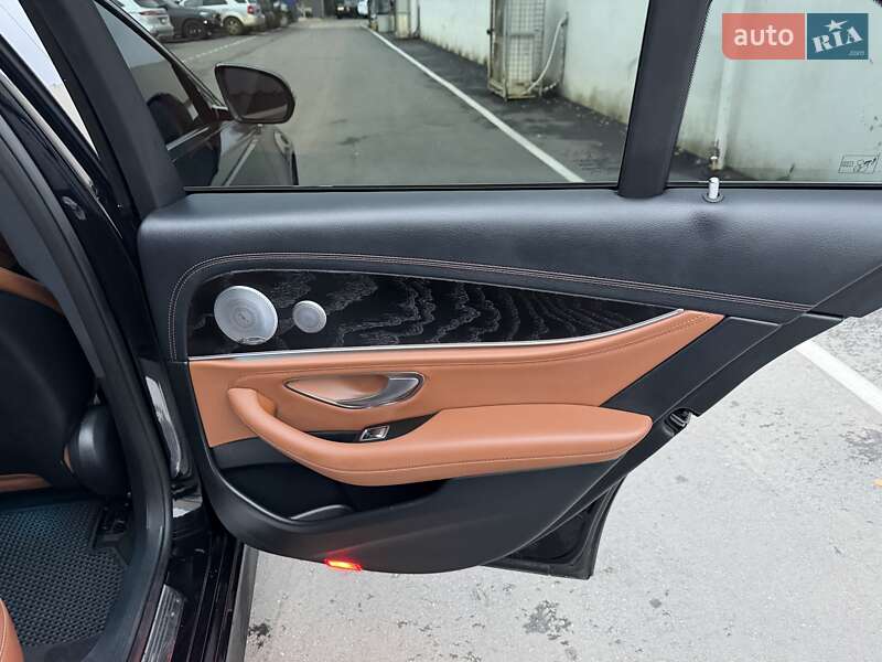 Седан Mercedes-Benz E-Class 2017 в Дніпрі фото 19 Седан Mercedes-Benz E-Class 2017 в Дніпрі