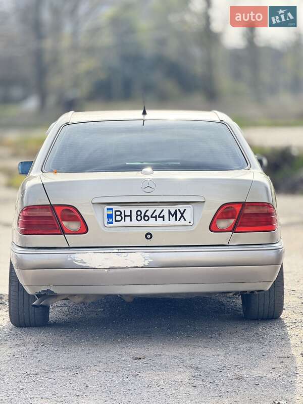 Седан Mercedes-Benz E-Class 1997 в Белгороде-Днестровском
