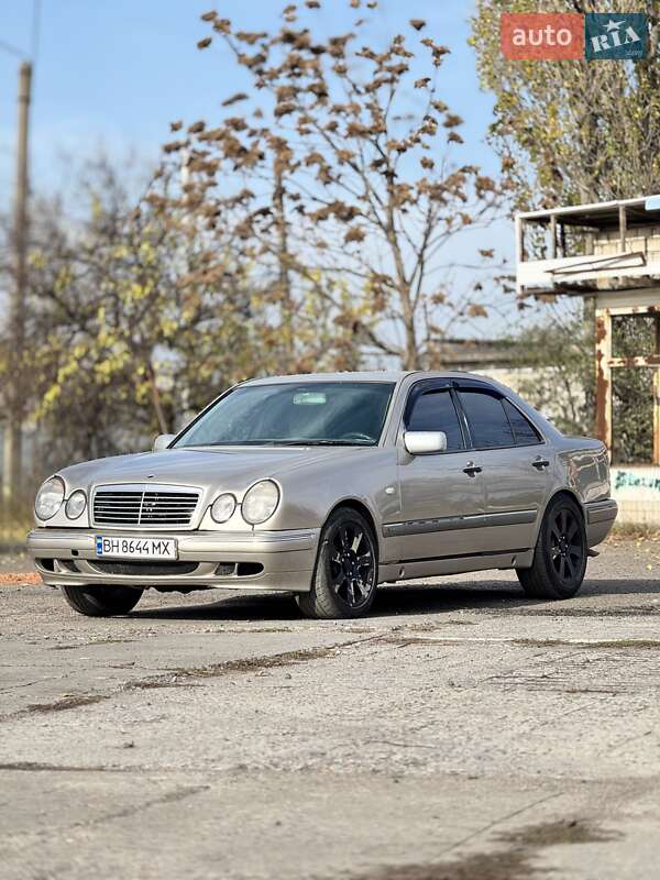 Седан Mercedes-Benz E-Class 1997 в Белгороде-Днестровском