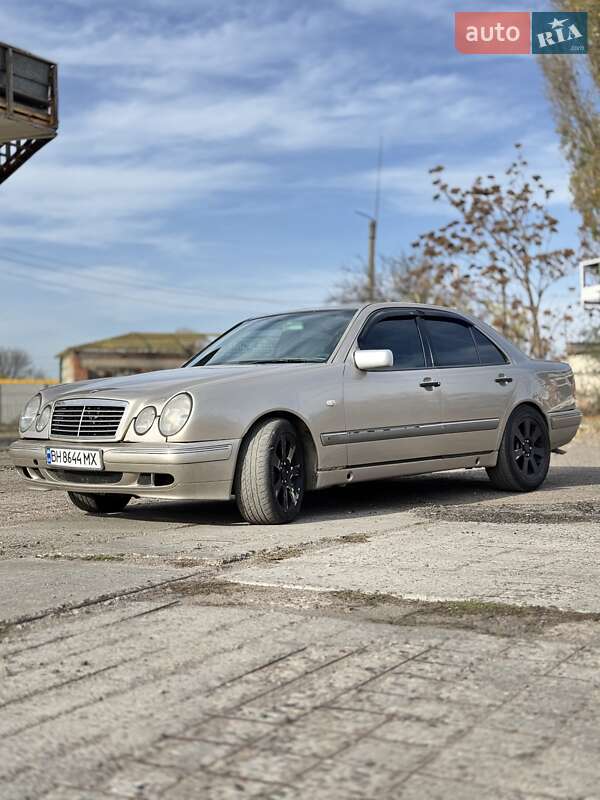 Седан Mercedes-Benz E-Class 1997 в Белгороде-Днестровском