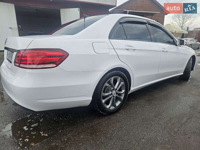 Седан Mercedes-Benz E-Class 2015 в Виннице