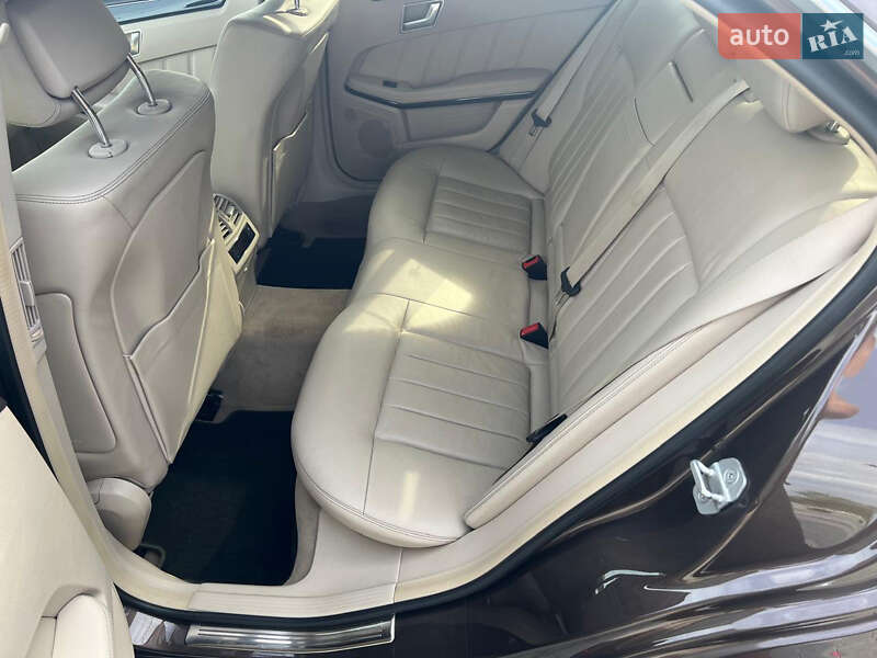Седан Mercedes-Benz E-Class 2014 в Коломые фото 20 Седан Mercedes-Benz E-Class 2014 в Коломые