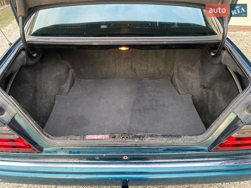 Седан Mercedes-Benz E-Class 1995 в Чернівцях фото 9 Седан Mercedes-Benz E-Class 1995 в Чернівцях