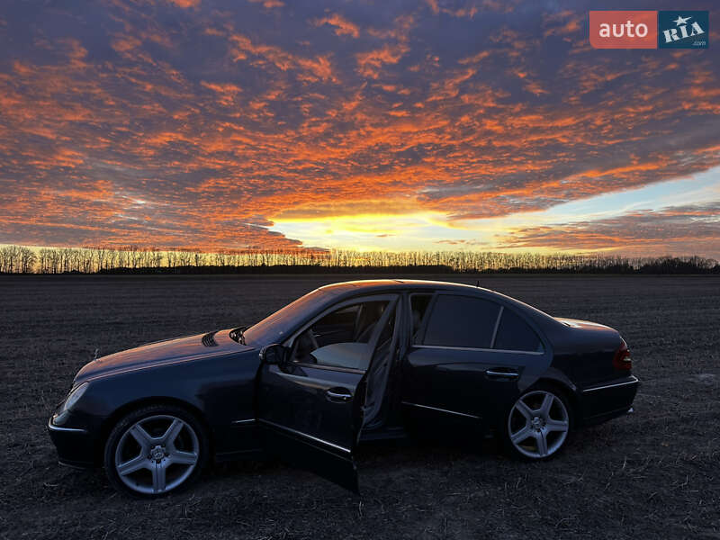 Седан Mercedes-Benz E-Class 2003 в Вінниці