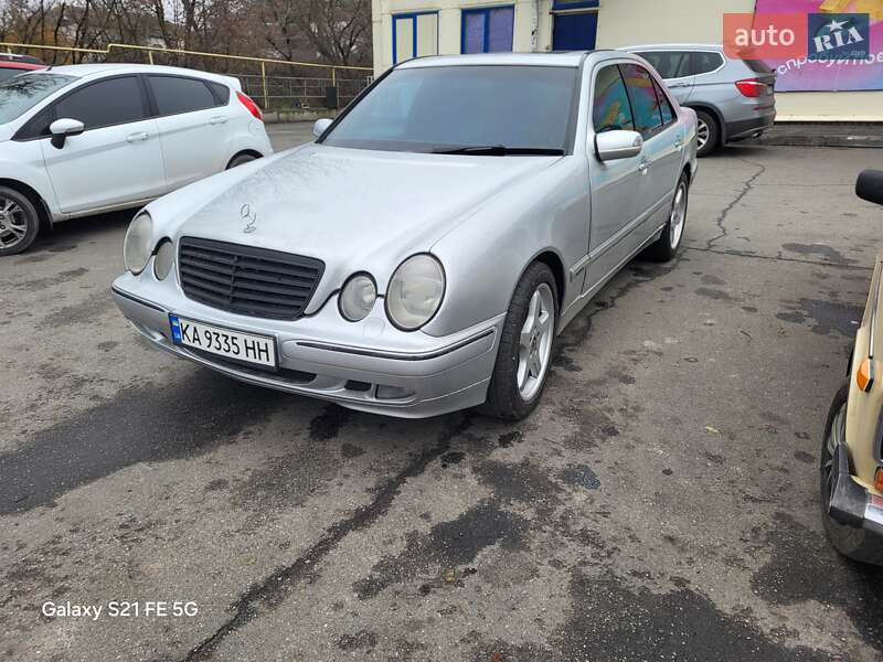 Седан Mercedes-Benz E-Class 2001 в Малине фото 4 Седан Mercedes-Benz E-Class 2001 в Малине