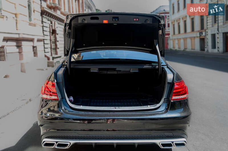 Седан Mercedes-Benz E-Class 2014 в Одесі