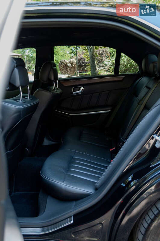 Седан Mercedes-Benz E-Class 2014 в Одесі