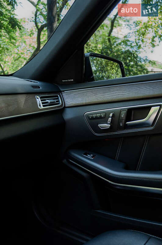 Седан Mercedes-Benz E-Class 2014 в Одесі