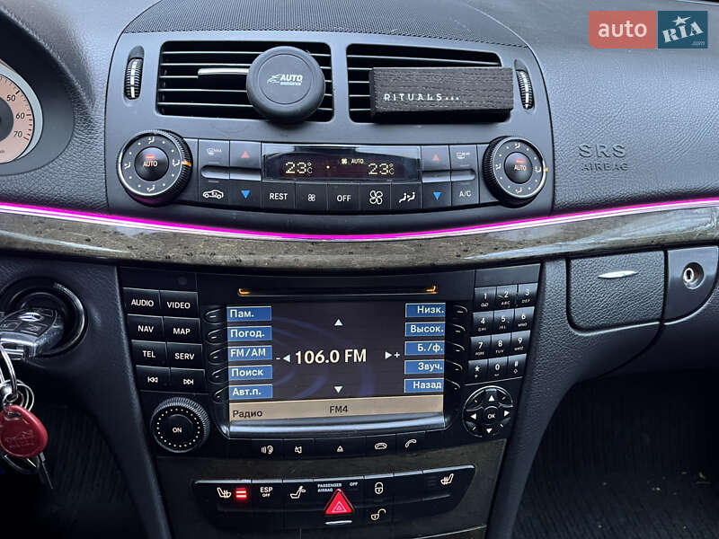 Седан Mercedes-Benz E-Class 2002 в Львові фото 24 Седан Mercedes-Benz E-Class 2002 в Львові