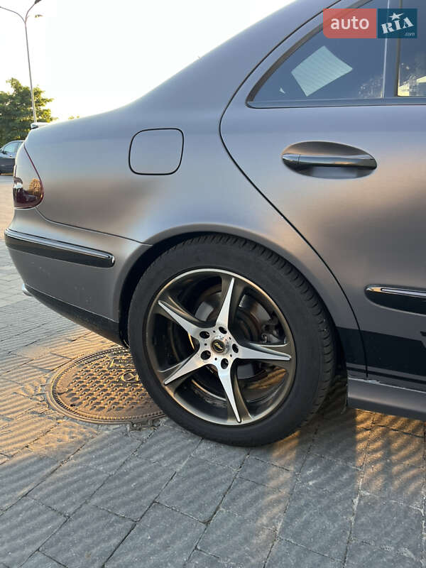 Седан Mercedes-Benz E-Class 2002 в Львові фото 27 Седан Mercedes-Benz E-Class 2002 в Львові