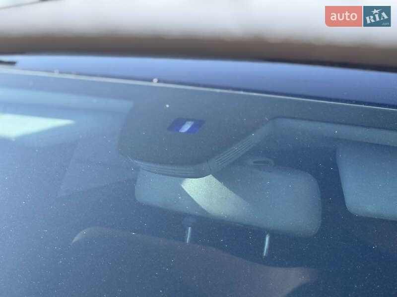 Седан Mercedes-Benz E-Class 2015 в Киеве