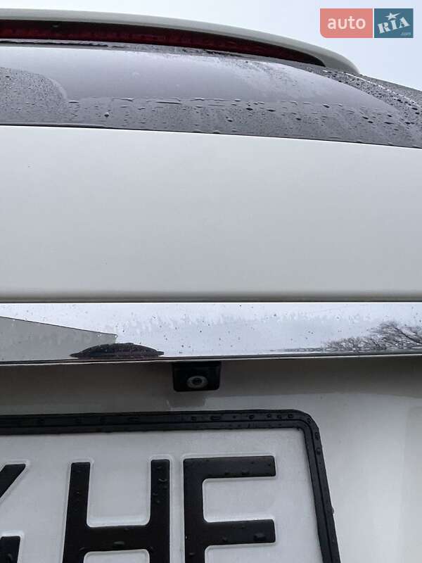 Универсал Mercedes-Benz E-Class 2011 в Луцке фото 2 Универсал Mercedes-Benz E-Class 2011 в Луцке