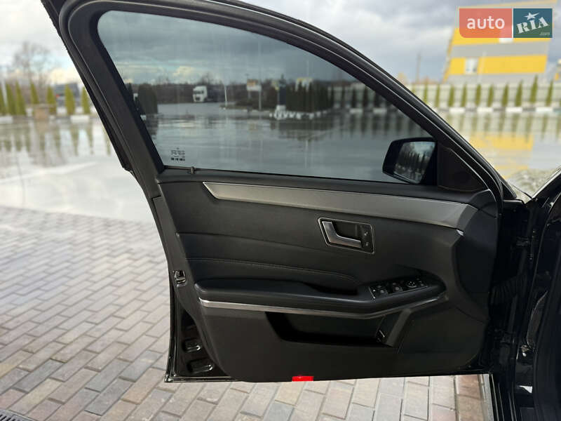 Универсал Mercedes-Benz E-Class 2014 в Звягеле