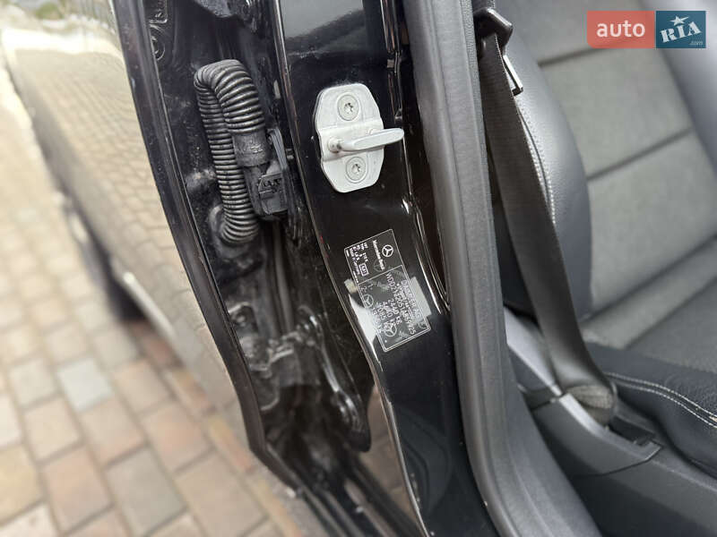 Универсал Mercedes-Benz E-Class 2014 в Звягеле