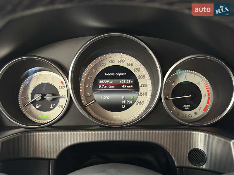 Универсал Mercedes-Benz E-Class 2014 в Звягеле