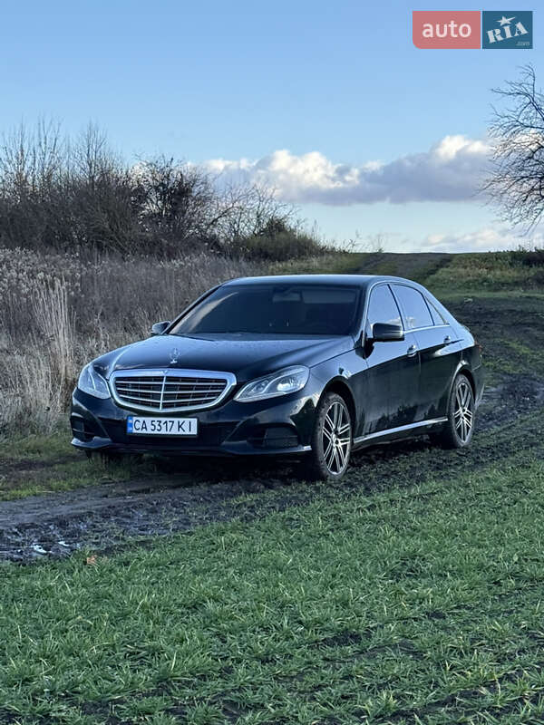 Седан Mercedes-Benz E-Class 2013 в Львові