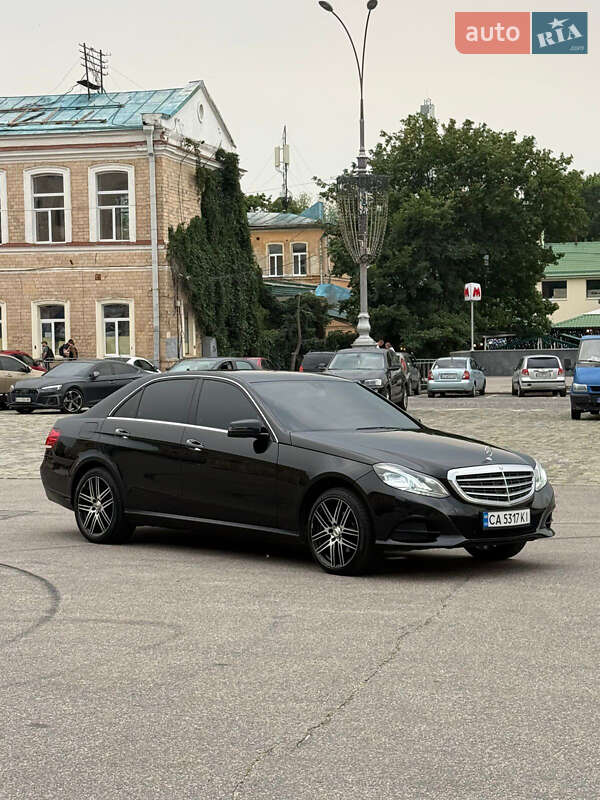 Седан Mercedes-Benz E-Class 2013 в Львові