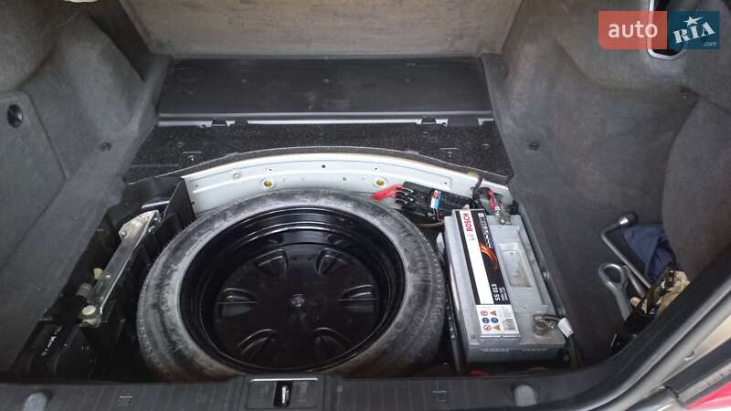 Седан Mercedes-Benz E-Class 2002 в Києві фото 47 Седан Mercedes-Benz E-Class 2002 в Києві