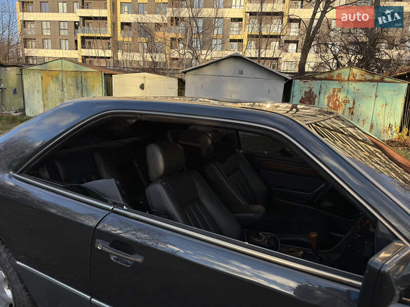 Купе Mercedes-Benz E-Class 1995 в Львові