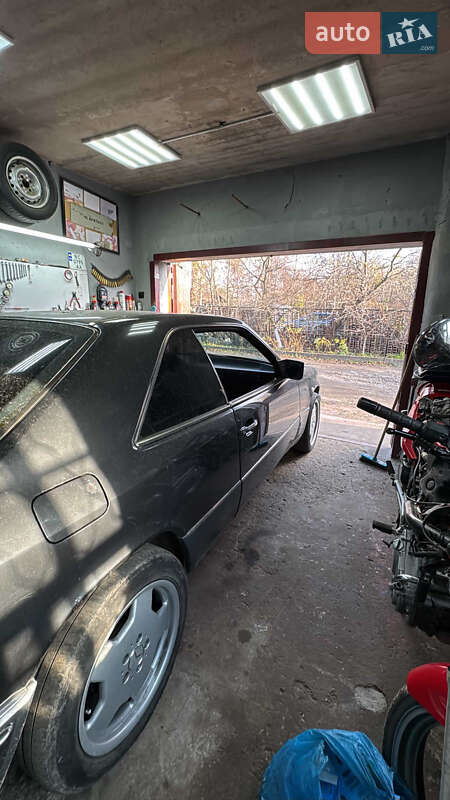 Купе Mercedes-Benz E-Class 1995 в Львові