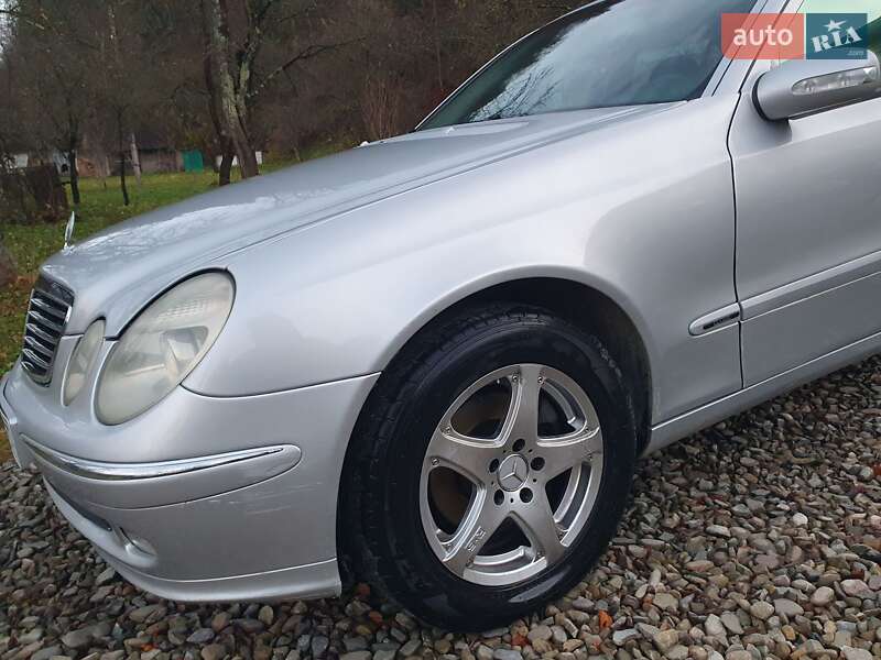 Седан Mercedes-Benz E-Class 2003 в Косове фото 11 Седан Mercedes-Benz E-Class 2003 в Косове