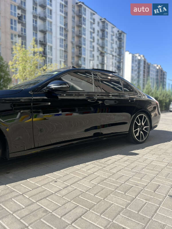 Седан Mercedes-Benz E-Class 2018 в Дніпрі
